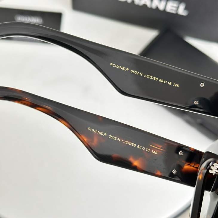 Picture of Chanel Sunglasses _SKUfw76721478fw